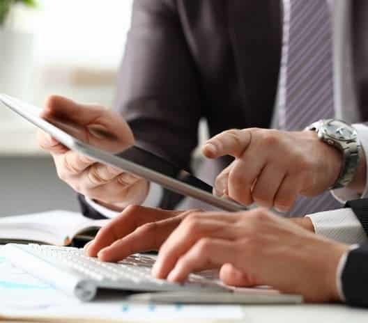 dezvoltarea de software la comandă pentru automatizarea proceselor